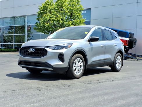 Certified 2024 Ford Escape Active w/ Tech Pack #1 AWD/4WD image 1
