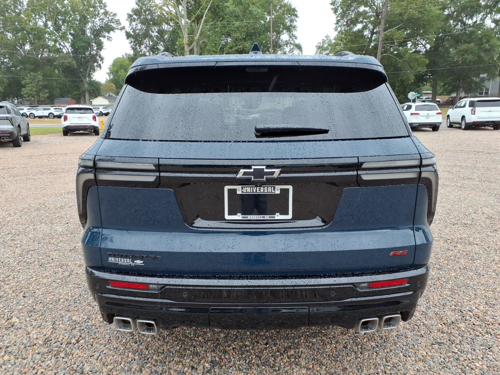 New 2027 Chevrolet Traverse RS FWD image 6