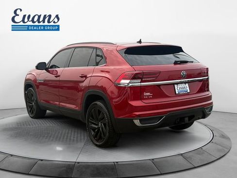 Used 2022 Volkswagen Atlas Cross Sport SE w/ Panoramic Sunroof Package AWD/4WD image 4