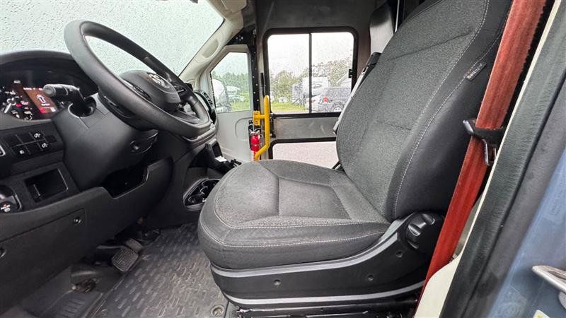 Used 2022 RAM ProMaster 3500 w/ Fleet Safety Group FWD image 17