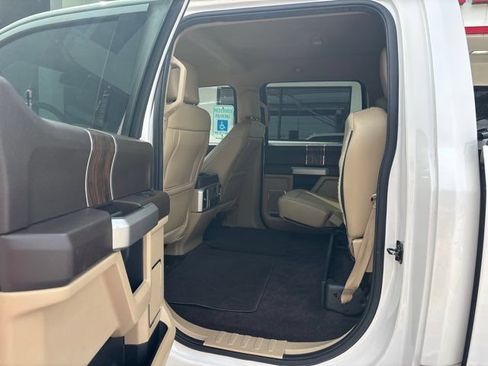 Used 2018 Ford F150 Lariat RWD image 20