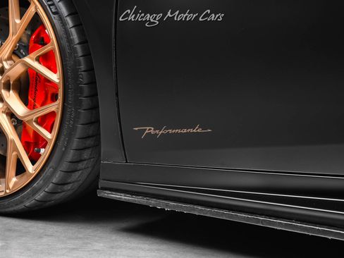 Used 2018 Lamborghini Huracan Performante image 30