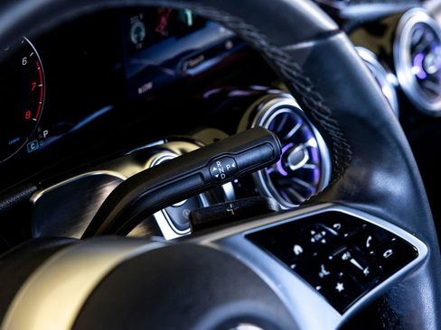 Used 2025 Mercedes-Benz GLB 250 image 18