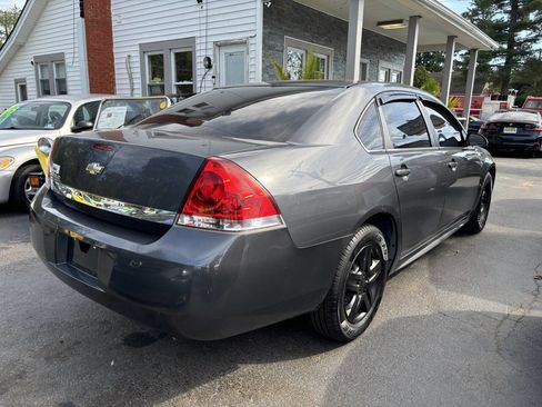 Used 2010 Chevrolet Impala LS image 3