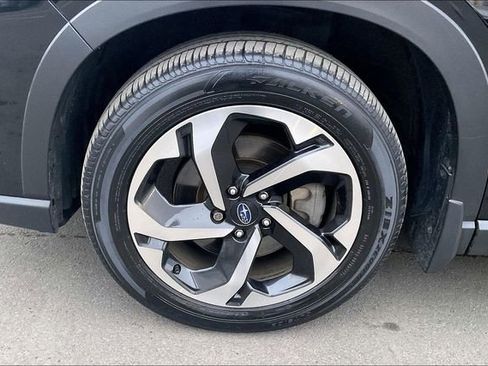 Used 2022 Subaru Forester Touring image 9