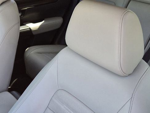 Used 2024 Honda CR-V EX-L image 20