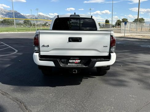 Used 2021 Toyota Tacoma SR AWD/4WD image 6