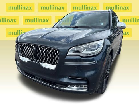 Used 2020 Lincoln Aviator Black Label w/ Dynamic Handling Package AWD/4WD image 9