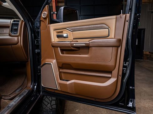 Used 2024 RAM 2500 Limited w/ Safety Group image 37