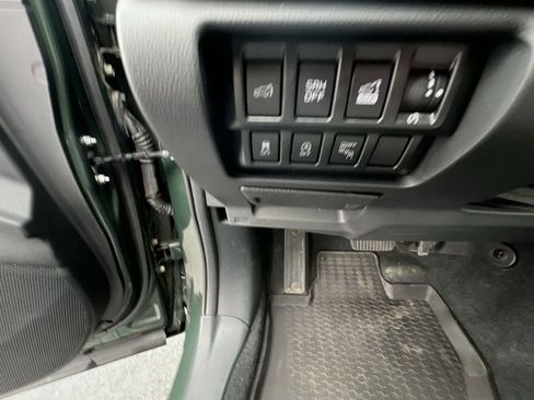 Used 2023 Subaru Forester Limited image 18