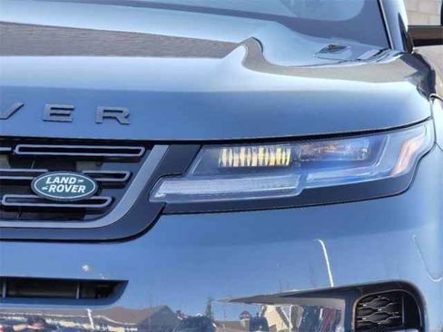 New 2026 Land Rover Range Rover Evoque Dynamic SE AWD/4WD image 11