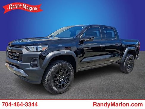 Used 2026 Chevrolet Colorado Trail Boss AWD/4WD image 1