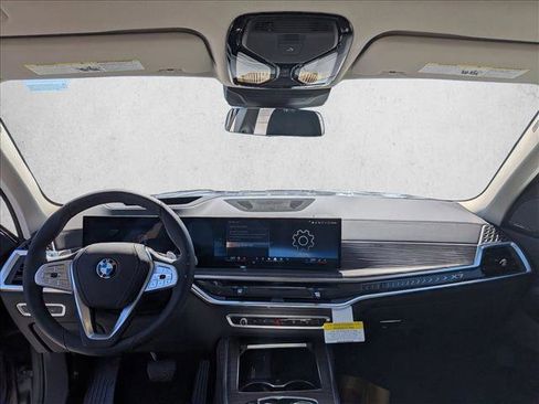 New 2026 BMW X7 xDrive40i AWD/4WD image 15