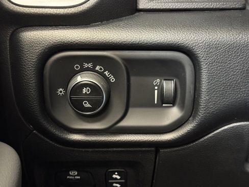 Used 2020 RAM 1500 Big Horn image 27