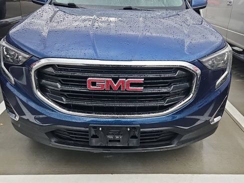 Used 2019 GMC Terrain SLE w/ Driver Convenience Package FWD image 1