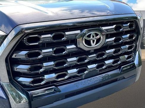 Used 2022 Toyota Tundra Platinum w/ Advanced Package AWD/4WD image 30