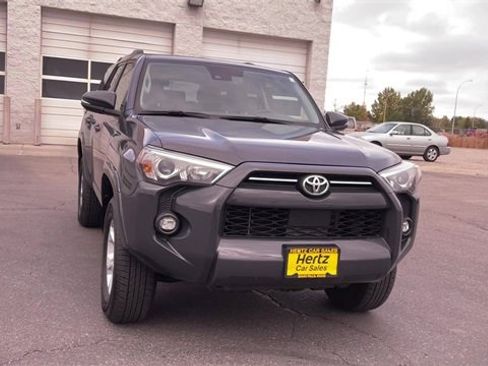 Used 2024 Toyota 4Runner SR5 Premium image 4
