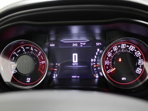 Used 2023 Dodge Challenger SXT w/ Plus Package image 14