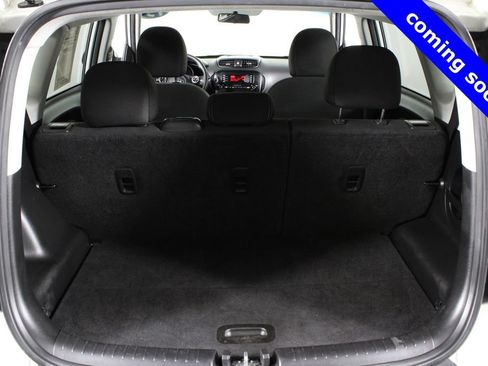Used 2015 Kia Soul Base image 14