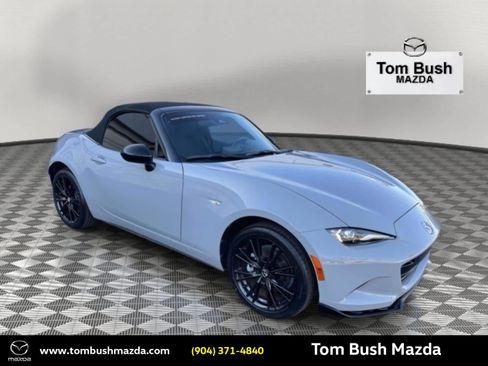 Certified 2024 MAZDA MX-5 Miata Club image 1