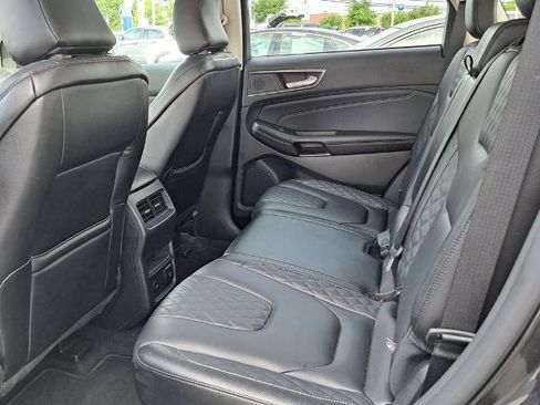 Certified 2024 Ford Edge Titanium AWD/4WD image 12