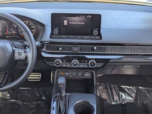 Certified 2025 Honda Civic Sport image 14