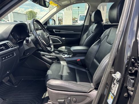 Used 2022 Kia Telluride S AWD/4WD image 9