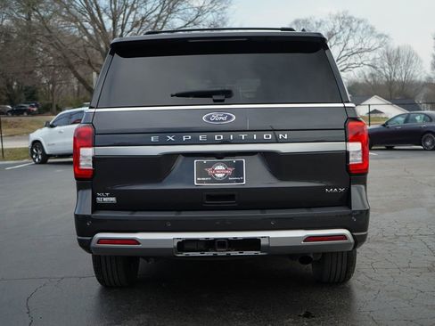 Used 2024 Ford Expedition Max XLT image 12