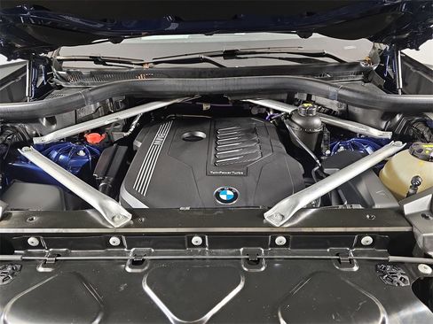 Used 2023 BMW X5 xDrive40i image 35