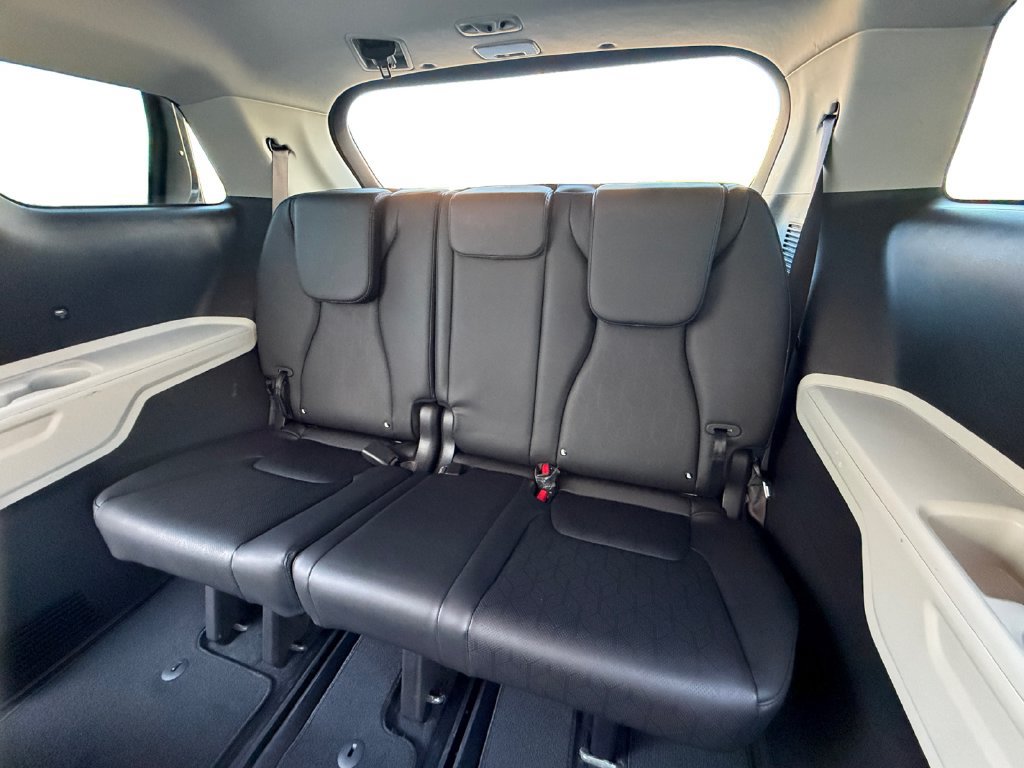 Used 2022 Kia Carnival LX FWD image 21
