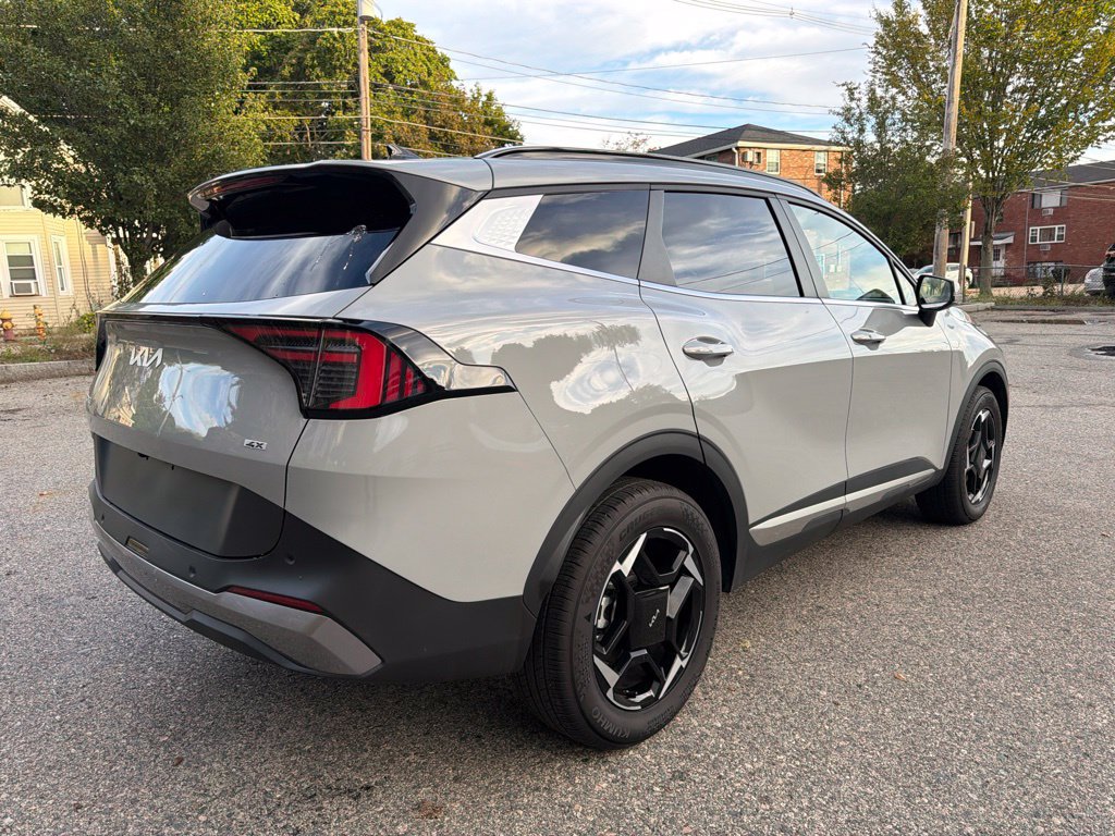 Certified 2026 Kia Sportage EX w/ EX Panorama Roof Package AWD/4WD image 7