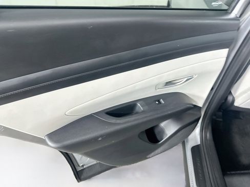 Used 2025 Hyundai Tucson SEL FWD image 25