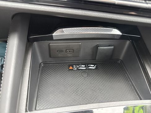 Used 2025 Buick Envision Preferred image 28