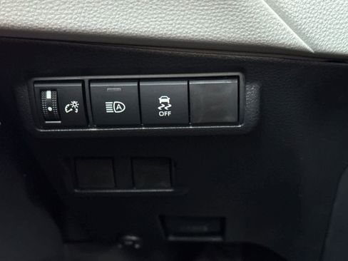 Certified 2026 Toyota Corolla Cross L image 28