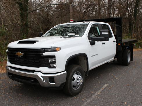 New 2026 Chevrolet Silverado 3500 W/T w/ WT Convenience Package AWD/4WD image 2