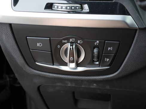 Used 2021 BMW X4 M40i image 15