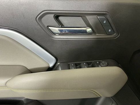 Used 2024 Chevrolet Colorado ZR2 AWD/4WD image 18