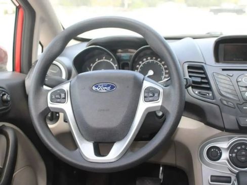 Used 2019 Ford Fiesta SE FWD image 14