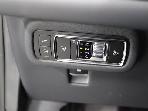 New 2026 Lincoln Nautilus Reserve w/ Jet Appearance Package image 43