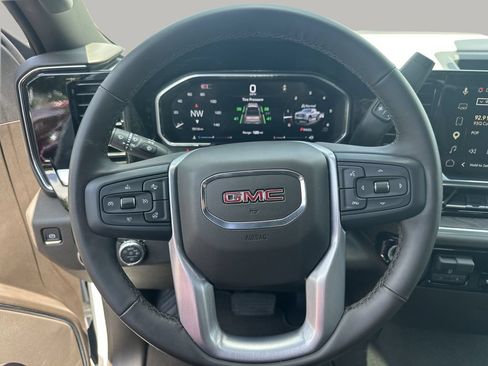 Used 2026 GMC Sierra 1500 SLT AWD/4WD image 15