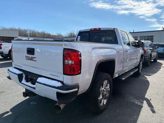 Used 2019 GMC Sierra 2500 Denali w/ Duramax Plus Package video 3