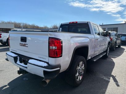Used 2019 GMC Sierra 2500 Denali w/ Duramax Plus Package
