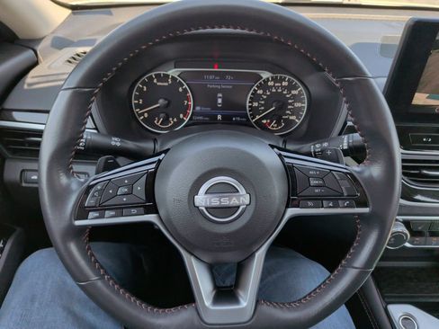 Used 2023 Nissan Altima 2.5 SR w/ SR Premium Package AWD/4WD image 24