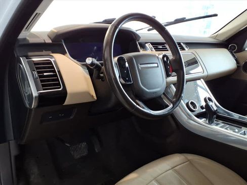 Used 2020 Land Rover Range Rover Sport HSE image 9