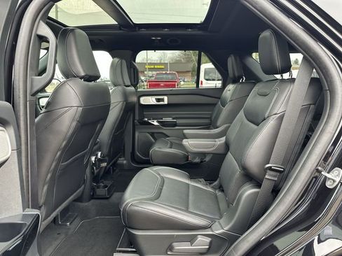 Used 2022 Ford Explorer ST w/ Equipment Group 401A image 27