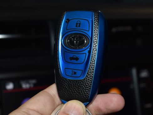 Used 2025 Toyota GR86 Premium image 14