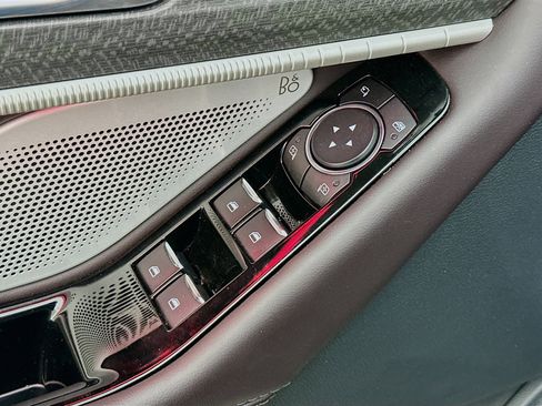 Used 2025 Ford Explorer Platinum w/ LUX Leather Package image 15