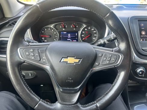 Used 2020 Chevrolet Equinox LT image 29