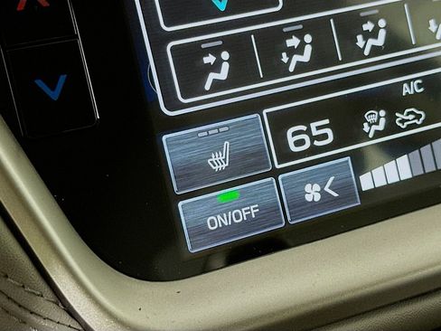 New 2025 Subaru Legacy Premium w/ Popular Package #1A image 26