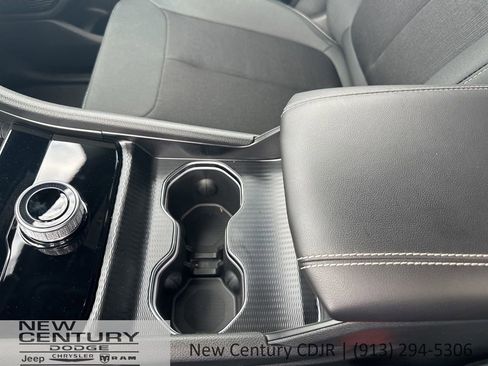 New 2026 Jeep Grand Cherokee Laredo X image 33